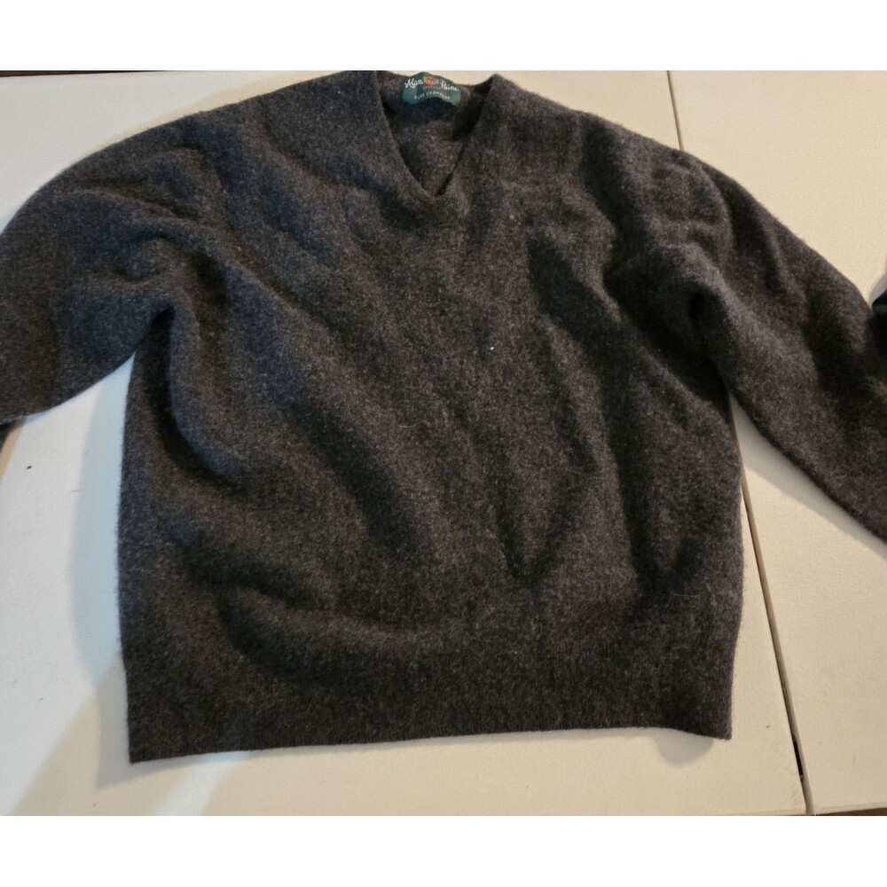 Vintage Alan Paine England Pure Cashmere V-Neck Sweater Mens UK 46 Charcoal Gray